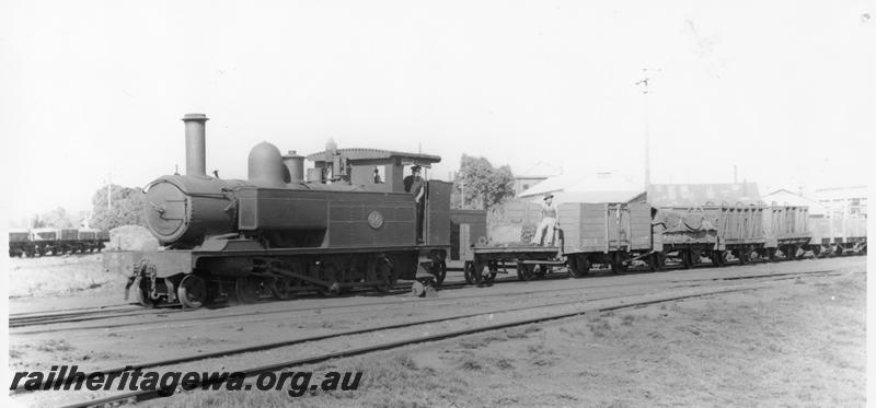P00529
B class 14, shunting, front and side view, taken during the ARHS Vic Division's tour
