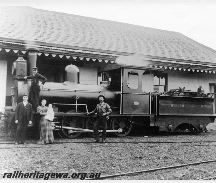 P00929
M class loco, Northampton, GA line, side view.
