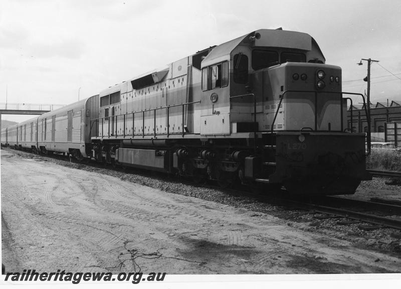 P00941
L class 270, Midland, first standard gauge passenger train?
