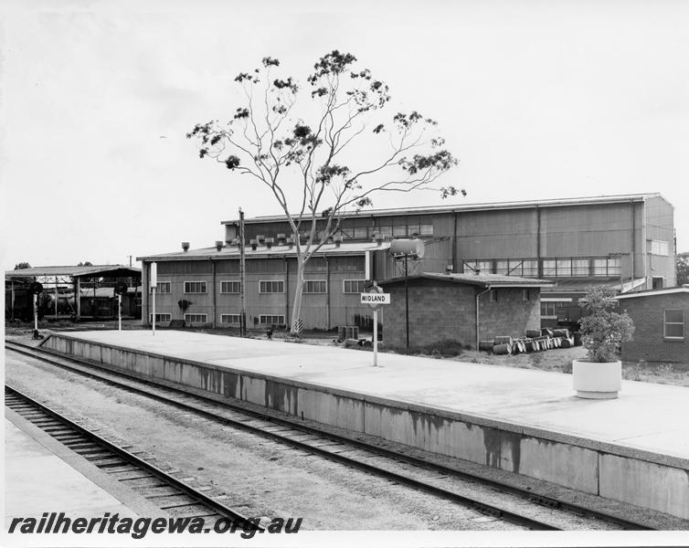P00955
Station platform, new Midland station, MRWA workshops in background yet to be demolished.
