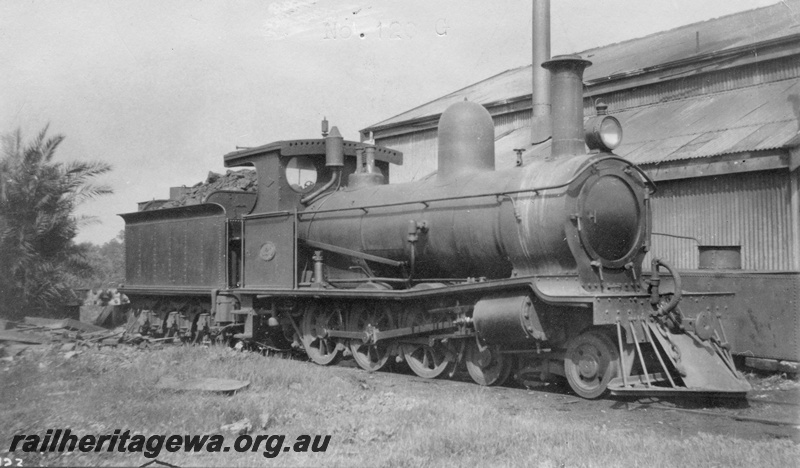 P01661
G class 120, 4-6-0, Midland Junction, ER line, side and front view, c1926, same as P7567
