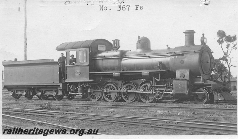 P01677
Post card of F class 367, side and front view.
