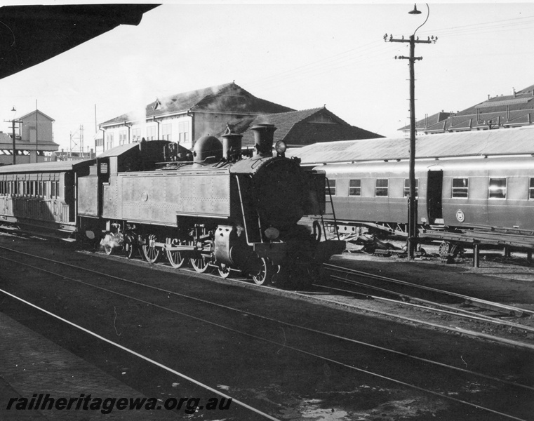 P01759
DD class 594, 4-6-4T, side and front view, suburban working, Perth, ER line.
