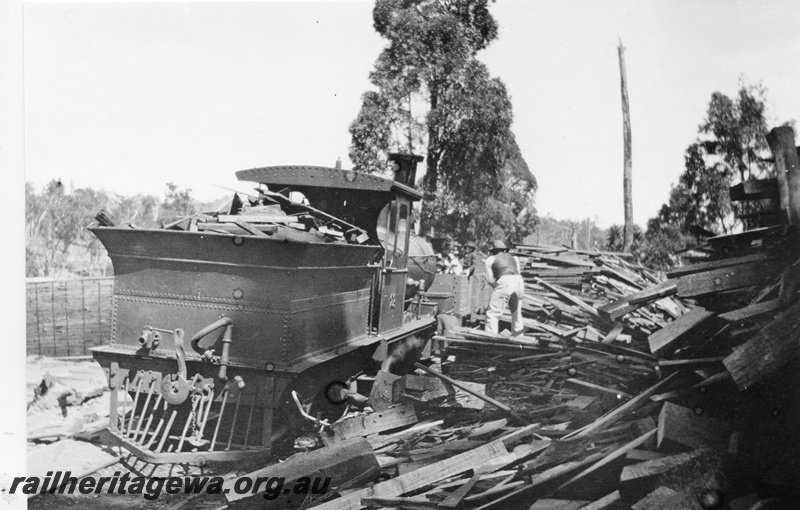 P02052
Bunnings loco M class 23, Lyall's Mill, coupled to R class 1782 loaded with sawn timber, side and rear view, bar cowcatcher on the rear of the tender, c1926
