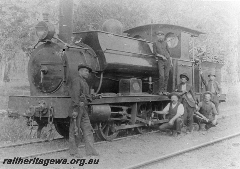 P02241
C class 1 (Katie) in the ownership of the Timber Corporation of WA, at Greenbushes, front and side view, workers on and alongside the loco 1902
