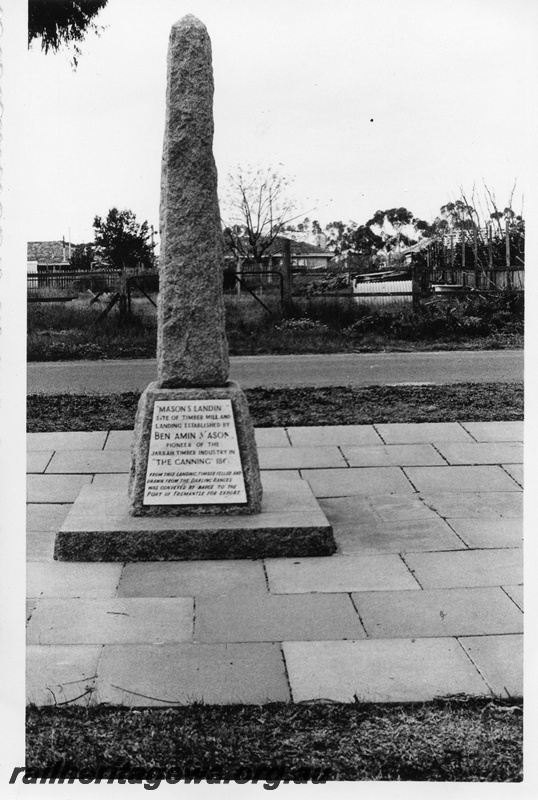 P02277
Obelisk marking the site of the mill and landing for the Mason Bird Tramway
