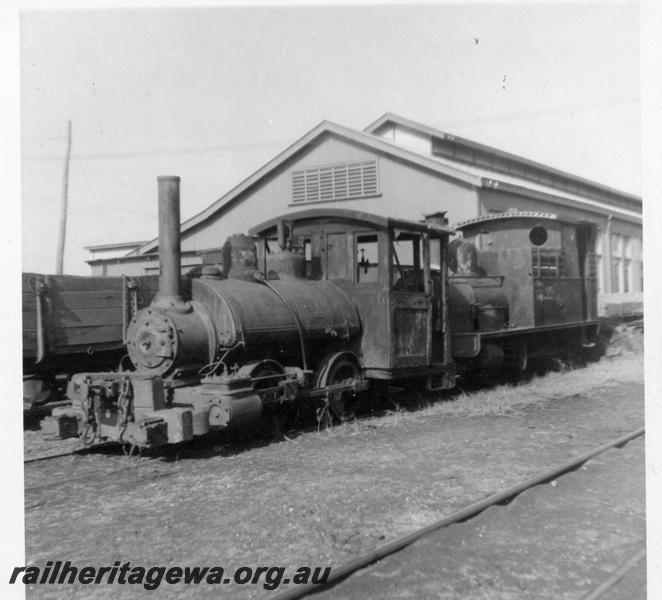 P03612
Millars Kia Ora steam locomotive and H class 18 steam locomotive, front and side view, stowed, Bunbury, SWR line.
