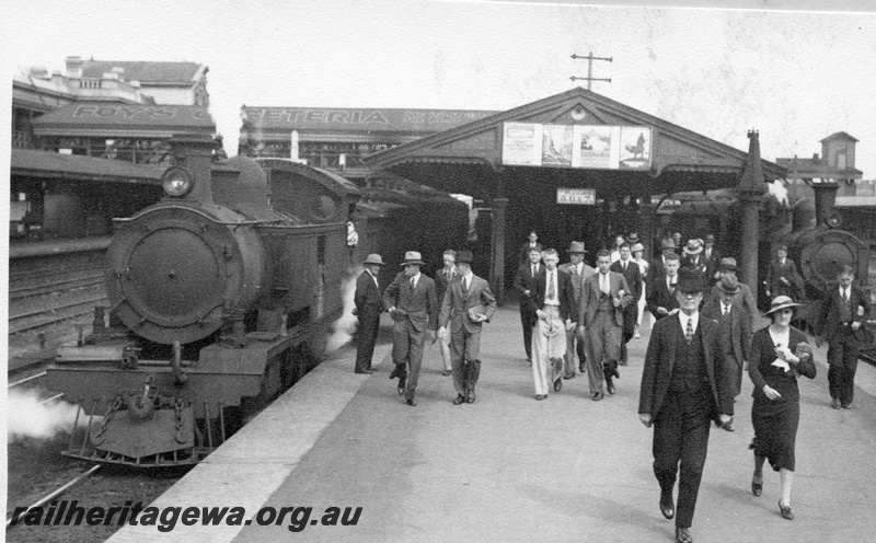 P04269
Passengers alighting two steam hauled trains on each side of the platform, Perth station, 