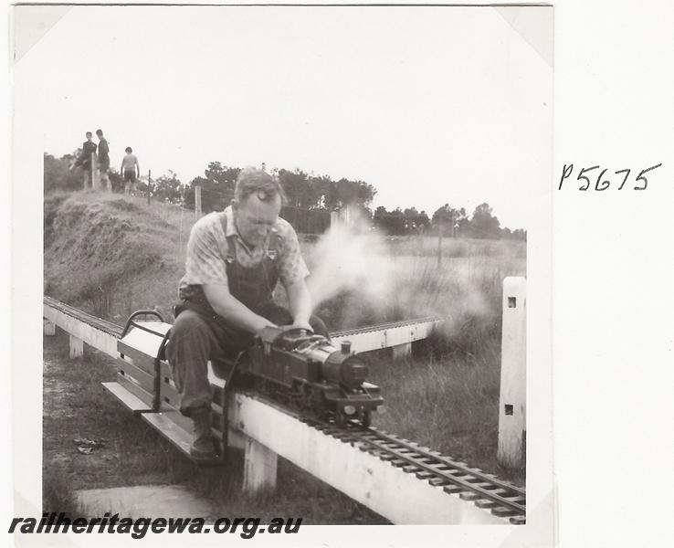 P05675
ARHS member the late R (Bob) Moss with live steam miniature locomotive.
