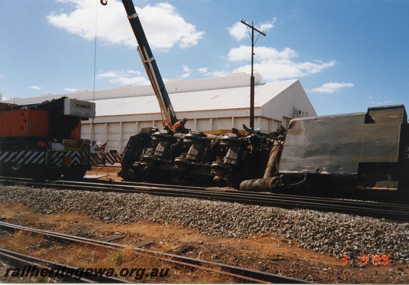 P05873
4 of 4 photos of a derailment at Jennacubbine, EM line, P class 2004 