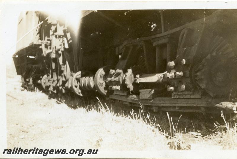 P05945
Bunnings Shay loco, Argyle, view of the cylinders and gears prior to being broken up. Same as P5949
