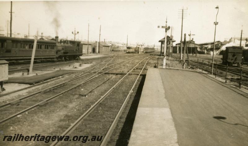 P06179
N class, Perth station and yard, departing with a suburban passenger train to Fremantle, looking west.
