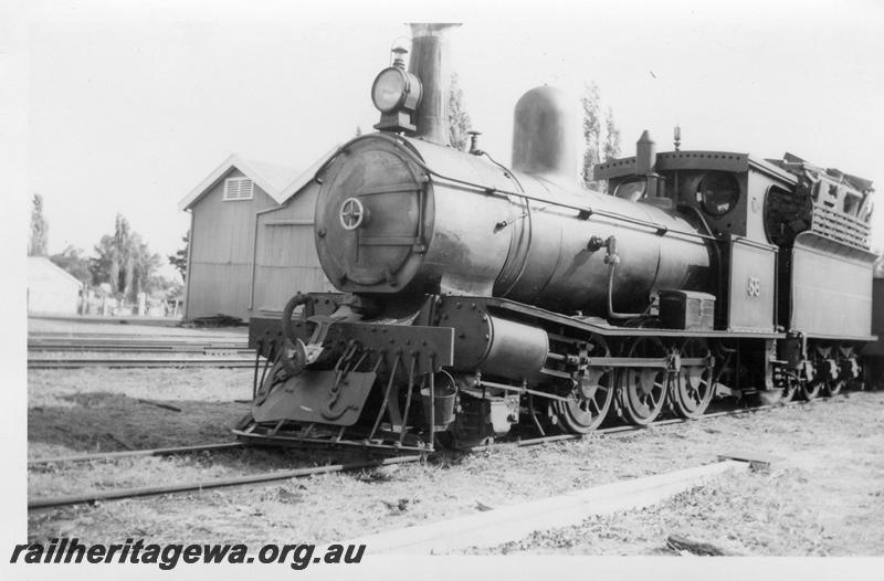 P06578
Millars loco No.58, Mundijong, front and side view, partial view of the goods shed n the background
