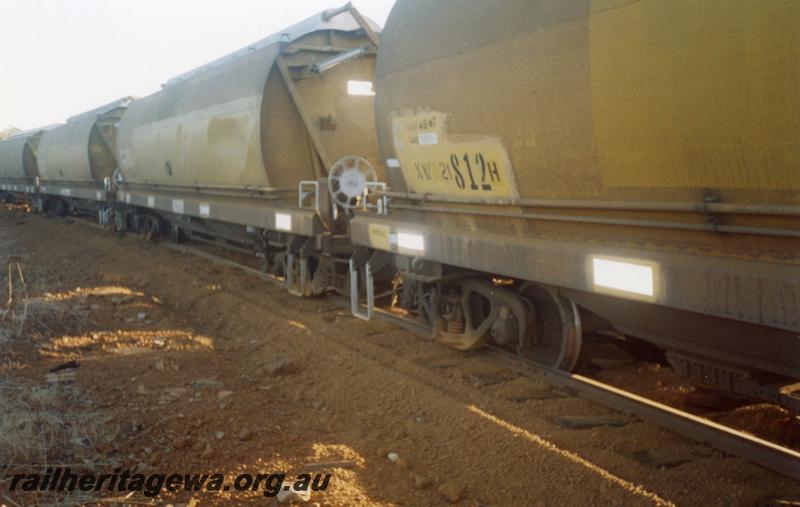 P06974
3 of 3 photos of derailment at the 121 km peg, EM line, XW class wagon derailed
