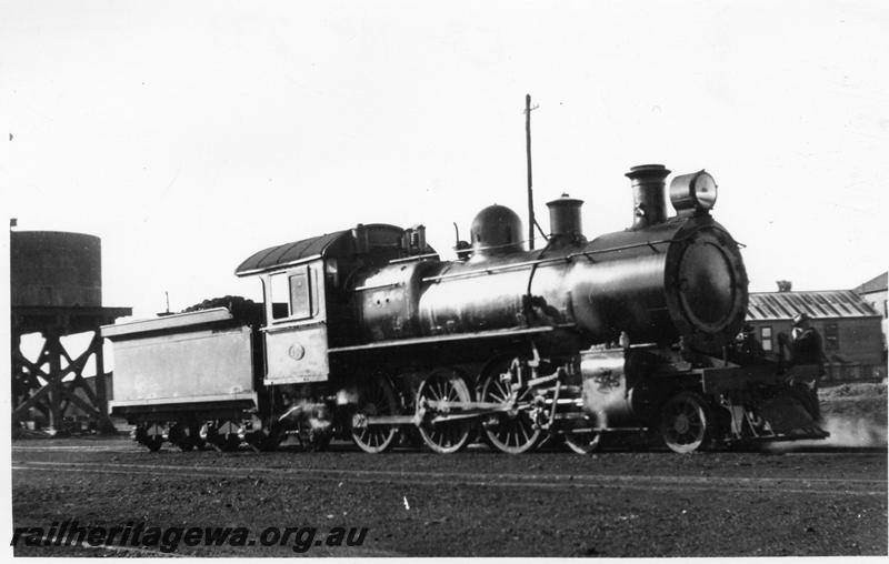 P06993
ES class 291, side and front view
