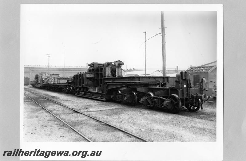 P07551
QX class 2300 trolley wagon, Midland Workshops, with load, side and front view
