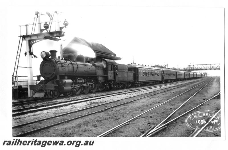 P07667
P class 443 (renumbered P class 503 on 2.5.1947), signals, signal box, Midland Junction, on Perth bound 