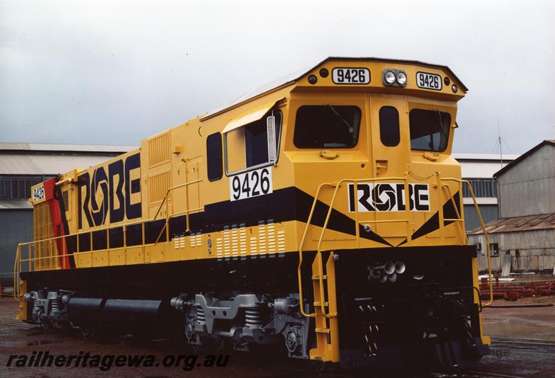 P07844
Robe River M636 class No.9426, Comeng, Bassendean, after rebuild, side and front view.
