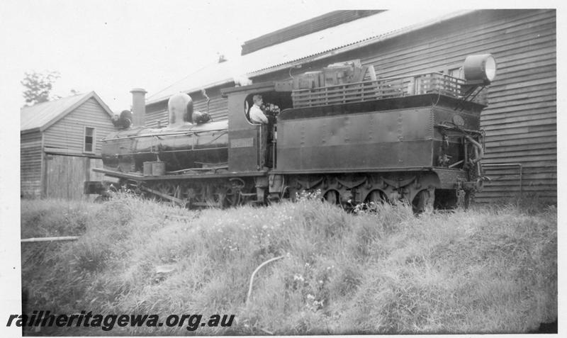 P08094
SSM loco No.8, Pemberton, side and rear view
