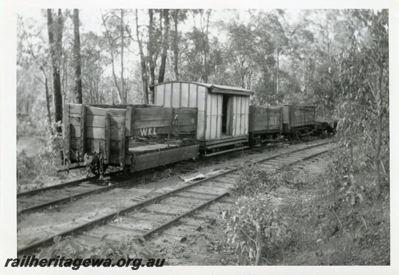 P08213
Millars abandoned and derelict rolling stock, three open wagons and a van, near the Mornington Mill
