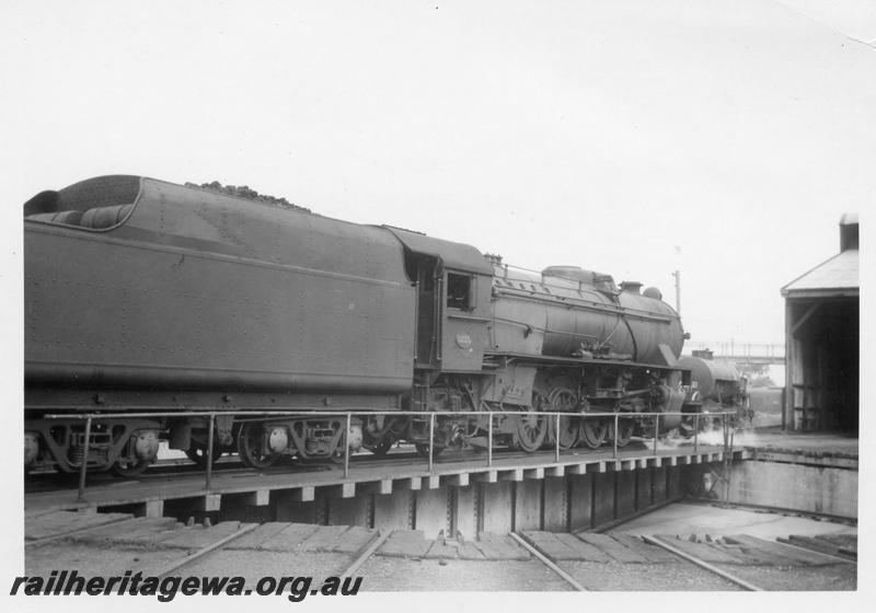 P08307
V class 1215, turntable, Bunbury Loco depot, end and side view.
