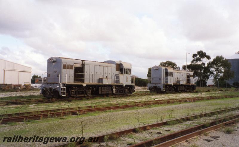 P08350
H class 2 & H class 3, grey livery, Kewdale, end and side view
