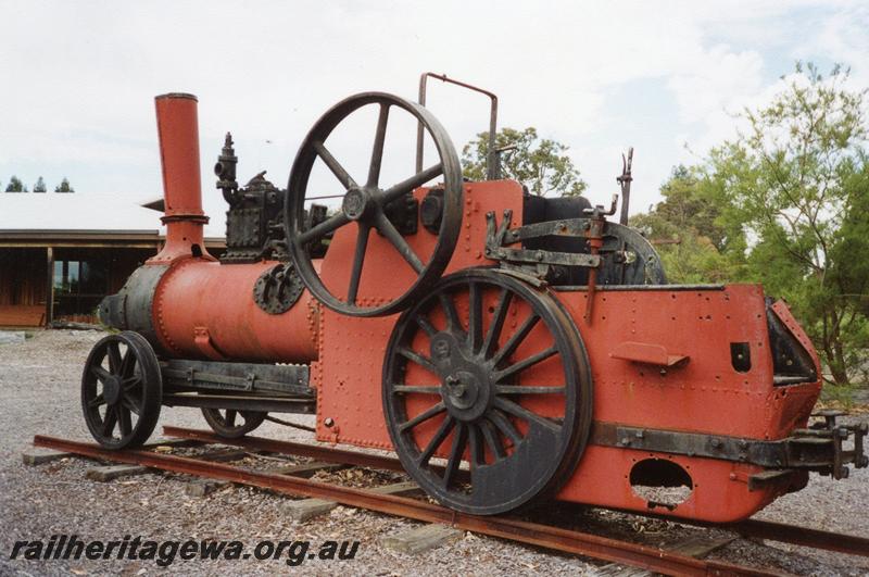 P08370
Traction engine on railway wheels named 