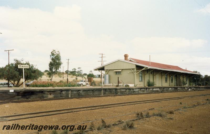 P08609
Mullewa, station building, platform, Westrail nameboard, NR line.
