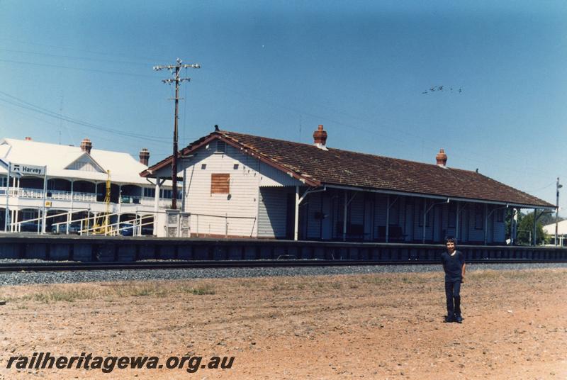 P08824
Station building, Harvey, SWR line, end and trackside view
