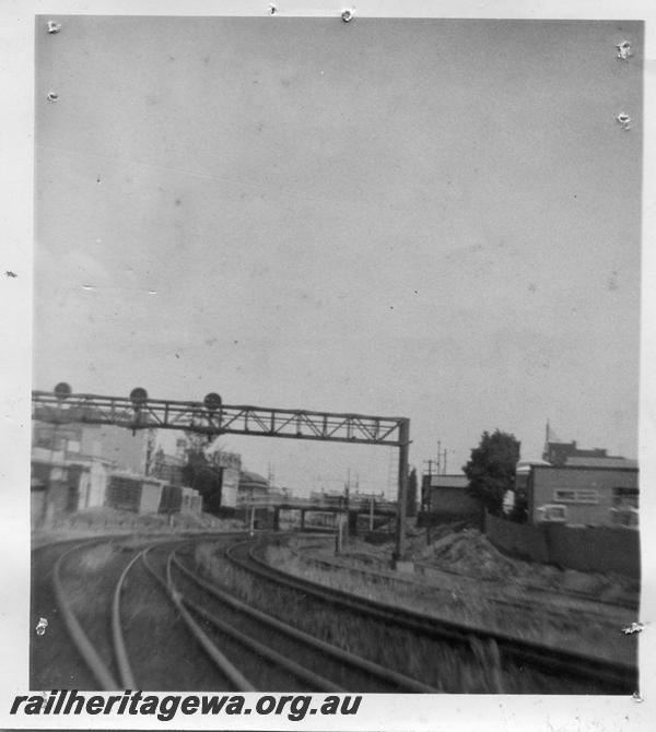 P08853
Signal gantry, Perth, just east of the Barrack Street Bridge, looking west, view from a train.

