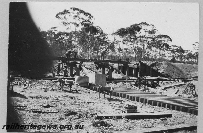 P08899
15 of 29 views of the construction of the Wyalkatchem-Lake Brown-Southern Cross railway, WLB line. Construction of Bridge No.10, side view.
