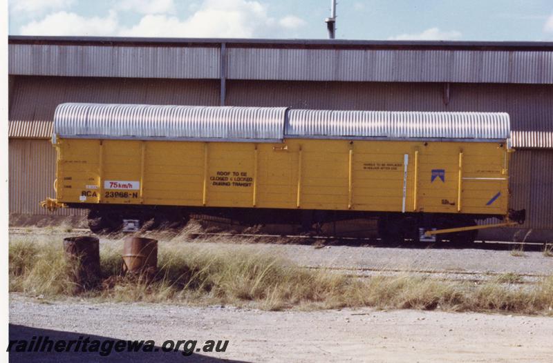 P08914
RCA class 23966-N with corrugated iron sliding roof, side view
