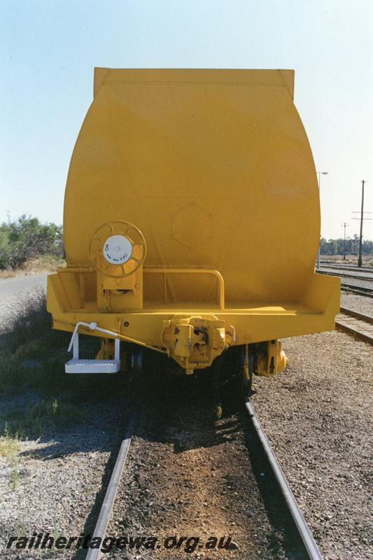 P08927
XO class 25339-N woodchip wagon, end view, newly painted
