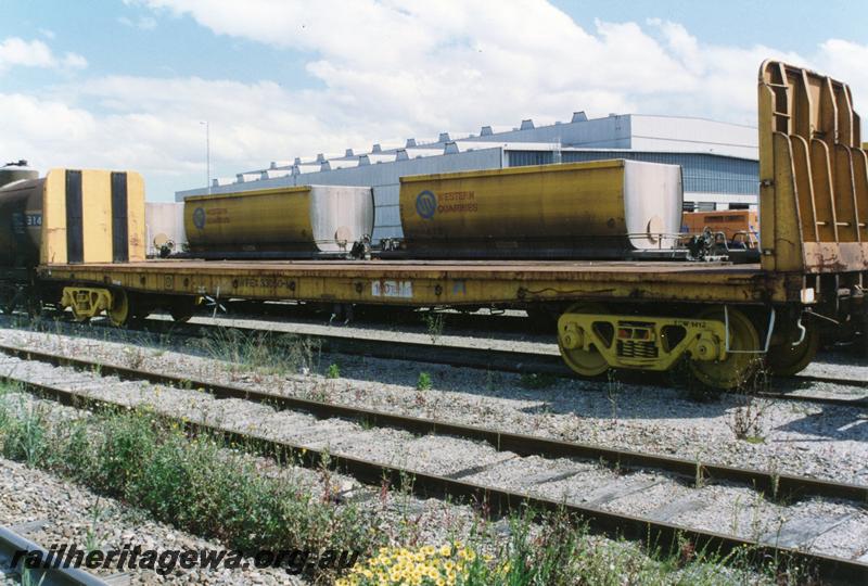 P08940
1 of 3 views of WFEX class 33050-M standard gauge flat wagon, with high end bulkheads, (built on two WGX class wagon underframes, became WQX class in 1969 then WEFX in 1979), side and end view.
