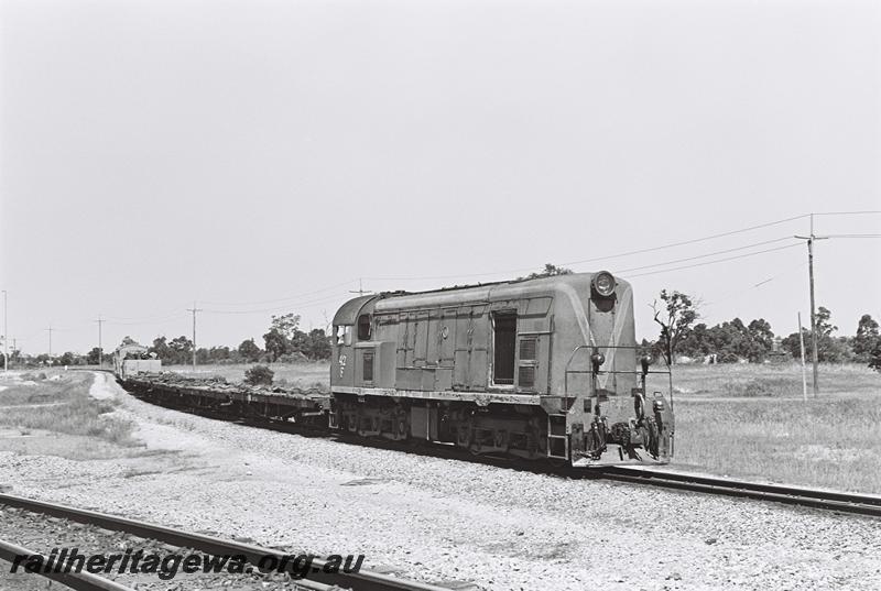 P09017
F class 42, Unknown location, short goods train
