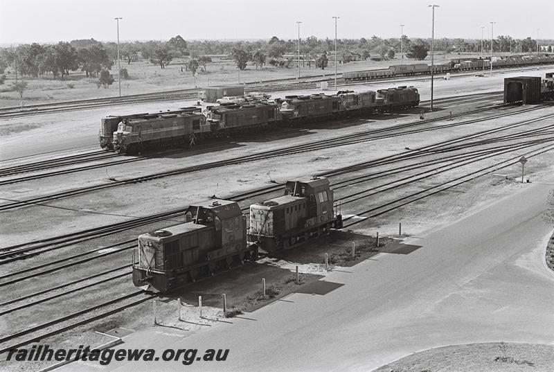 P09040
B class and X class locos lined up, loco depot, Forrestfield Yard, elevated overall view, taken from the control tower.
