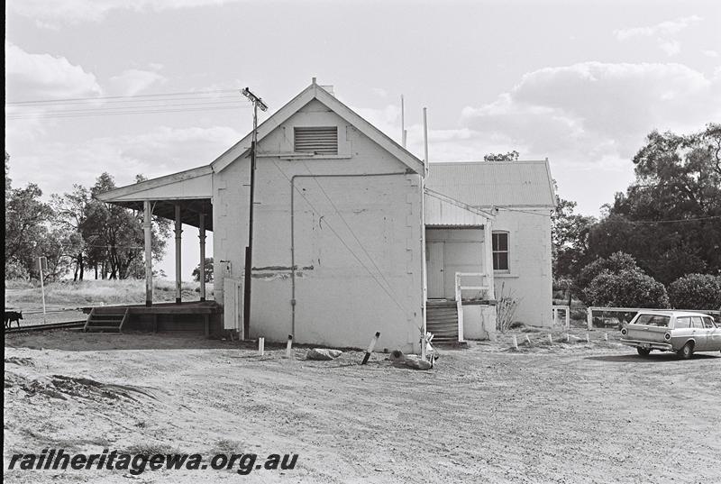 P09168
8 of 10 views of the station building at Gingin, MR line, view of the east end of the building which shows the full depth of the building

