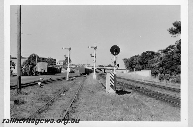 P09440
Subiaco, east end of yard, looking east, signals, wagons in yard. ER line.
