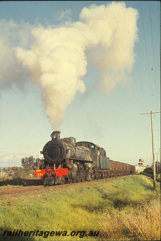 P09784
PMR class 721, up coal train, junction signals, departing Pinjarra. SWR line.
