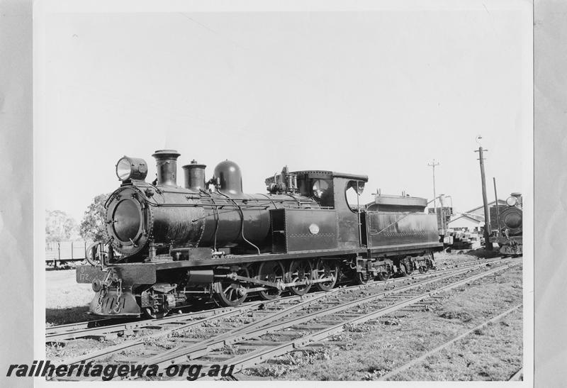P10144
OA class 172, front and side view, similar view to P10143
