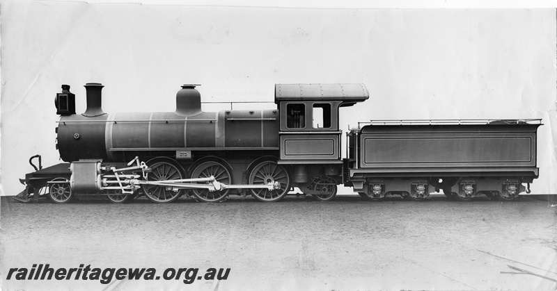 P10505
E class steam loco, side view, fully lined out in original condition, builders (Makers) photo, c1902-03
