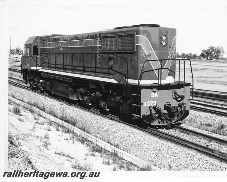 P10563
DA class 1573 diesel locomotive proceeding on a light engine trial.

