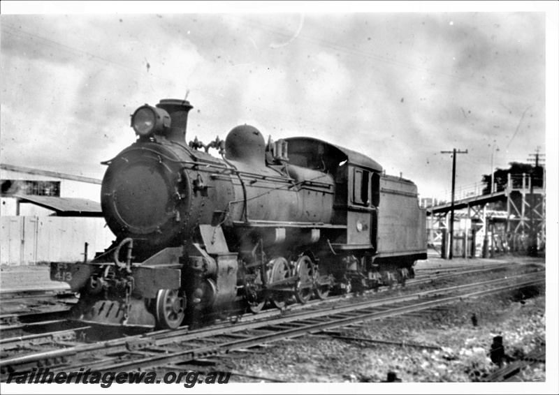 P10864
WAGR steam locomotive FS class 413, with self trimming tender, East Perth, front and side view
