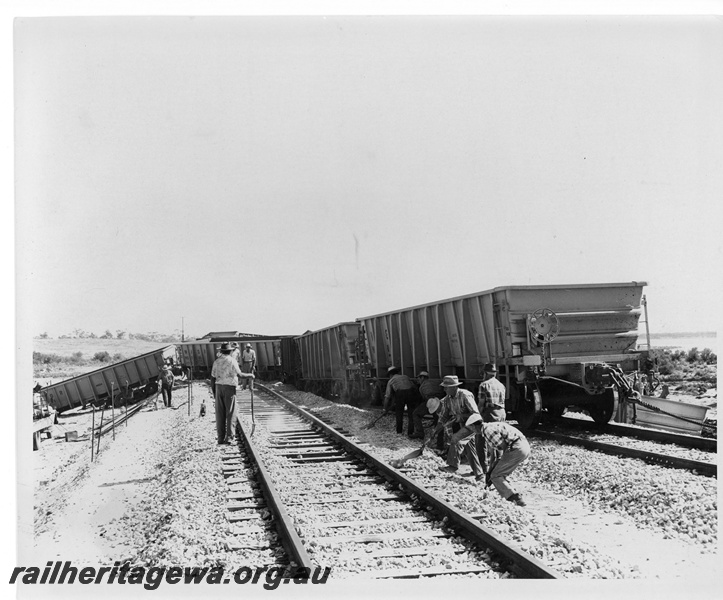 P10870
WAGR WO class iron ore wagons derailed at Lake Julia, overall view of the site, date of derailment 21/1/1968
