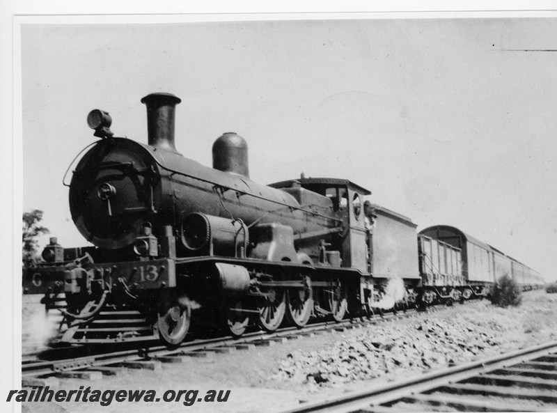 P10891
Commonwealth Railways (CR) G class 13 steam locomotive hauling the 