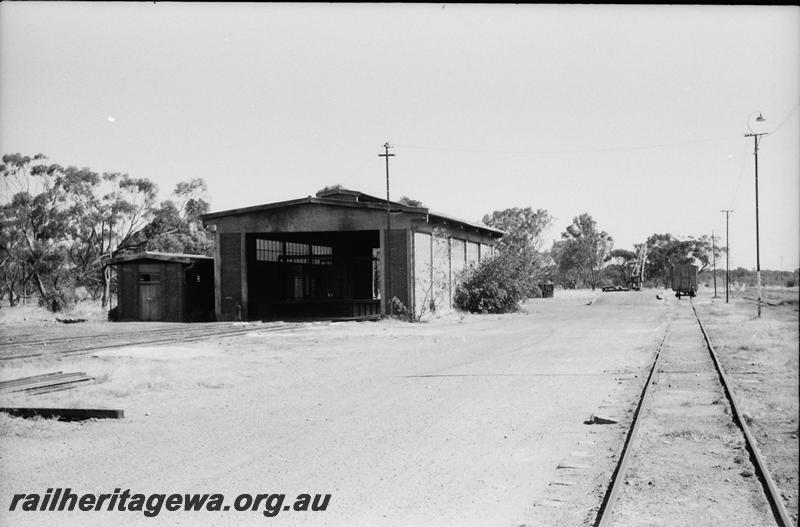 P11070
Loco shed, Watheroo, MR line, end view looking north, same as P9503.
