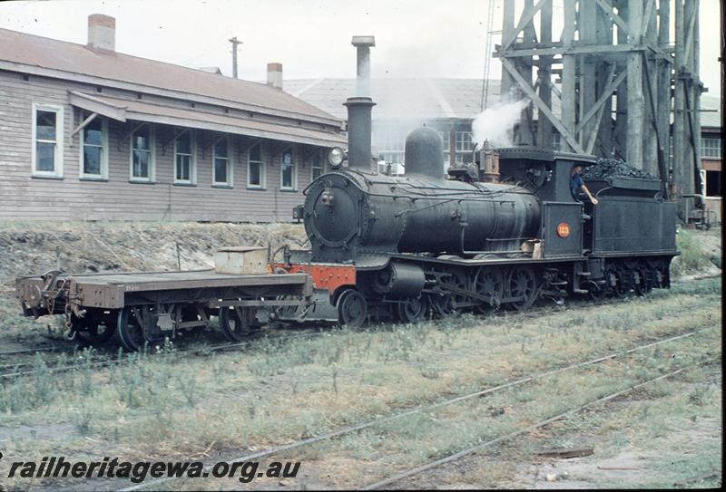 P11245
G class 123, I class shunters float, base of water tower, roundhouse in background, Bunbury. SWR line.
