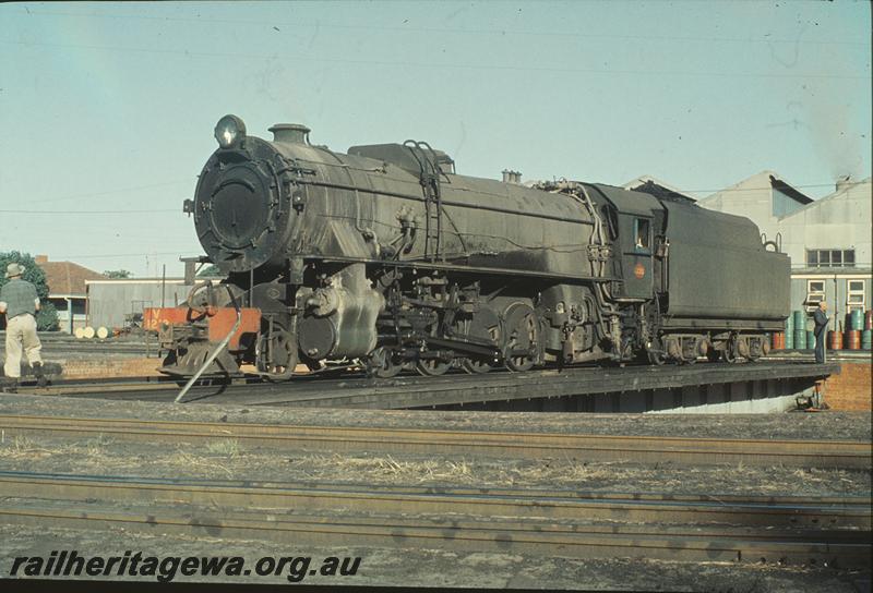 P11274
V class 1212, turntable, East Perth loco shed. ER line.
