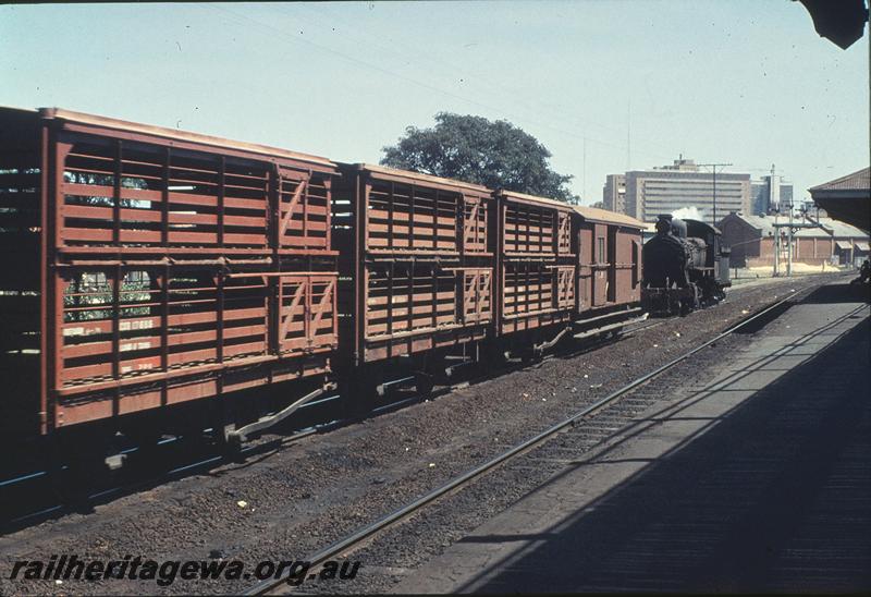 P11336
FS class 362, following departing goods train, East Perth yard shunter. SWR line
