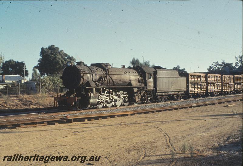 P11351
V class up goods, temporary line to old ER in foreground, near Great Eastern Highway overbridge. Avon Valley line.
